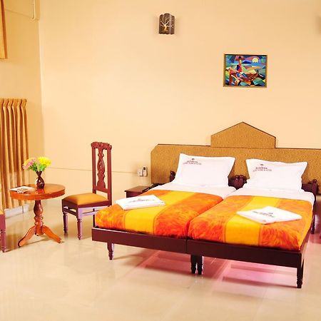 Hotel Nuhman Kondotty 外观 照片