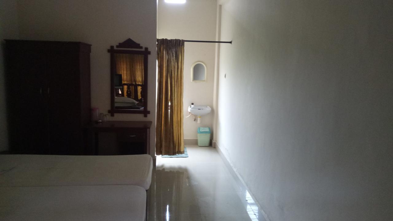 Hotel Nuhman Kondotty 外观 照片