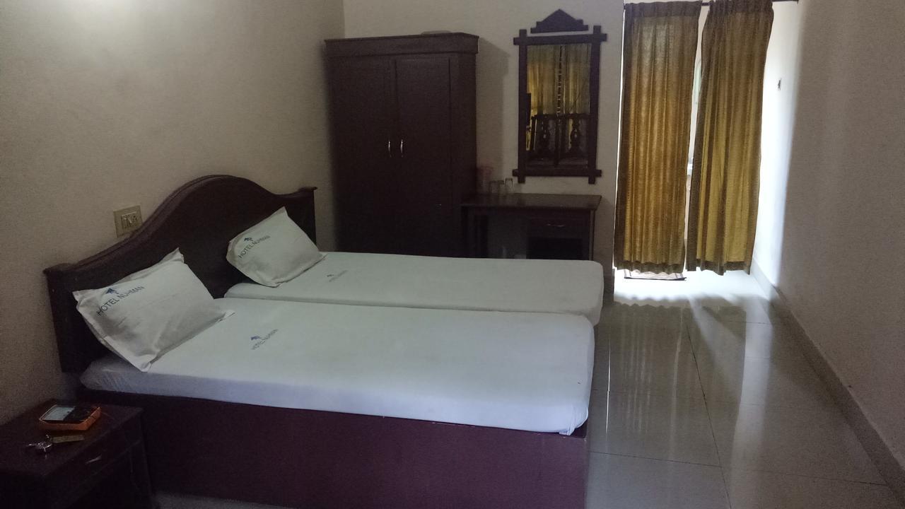 Hotel Nuhman Kondotty 外观 照片